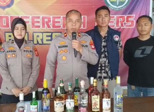 Polres Ciamis Bongkar Gudang Miras Ilegal, Ribuan Botol Disita